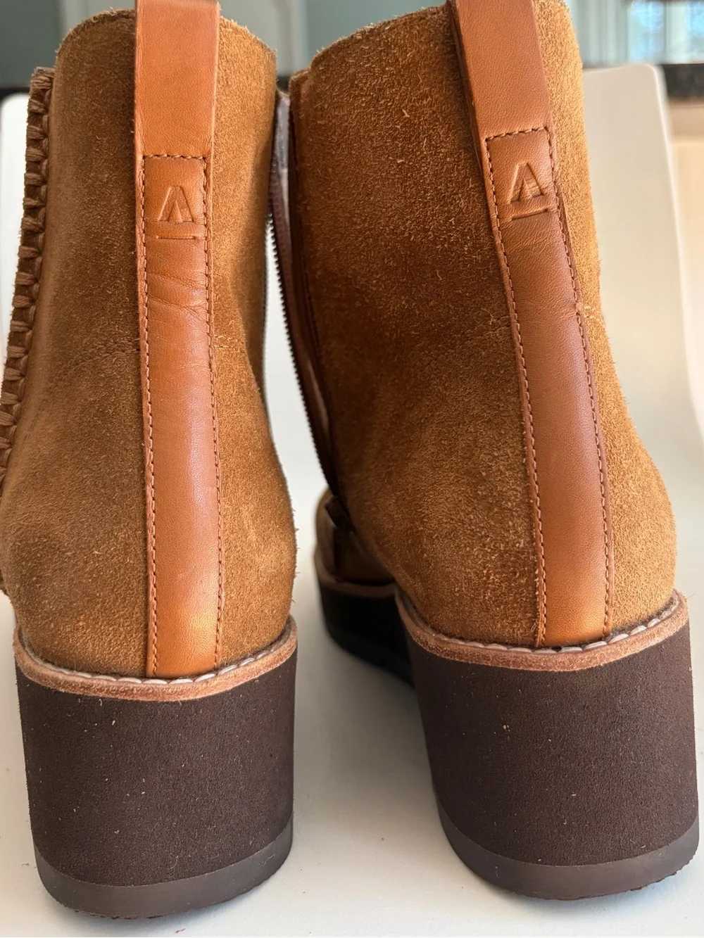 Abeo “Kylie “ suede boots size 9